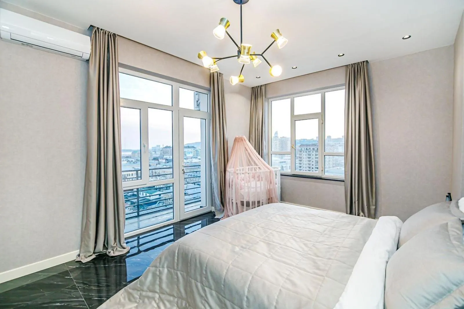 Amazing Apartment Center Vip Nizami 巴库